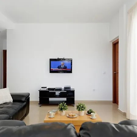 Willa Playa Blanca Sleeps 6 Pool Air Con Wifi